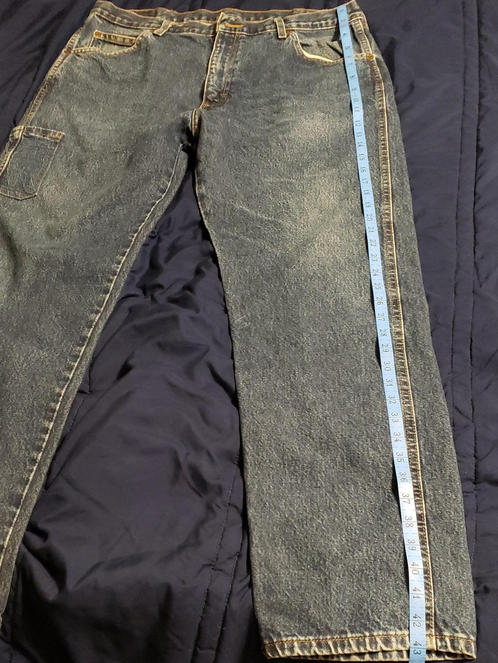 Wrangler Men's Washed Black Straight Relaxed Jeans